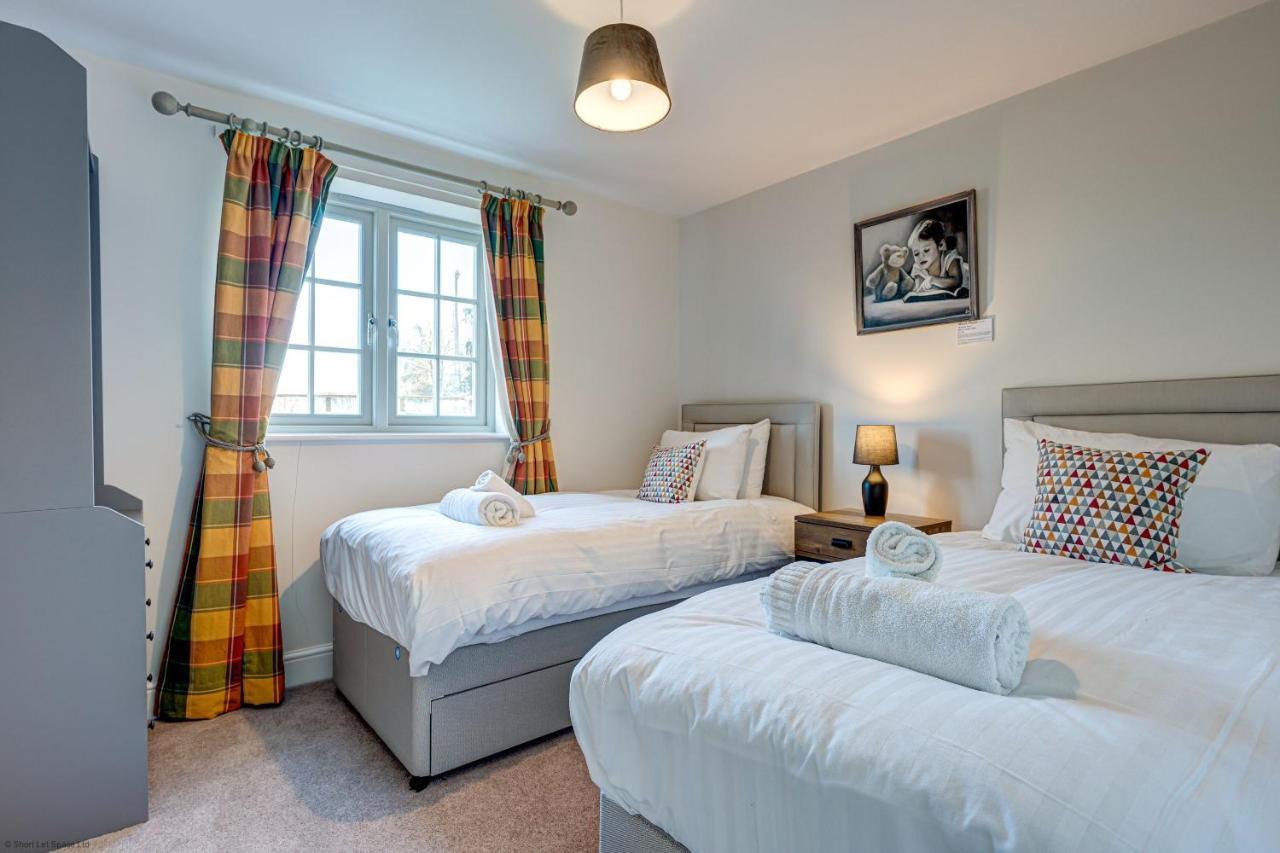 Dairy Lodge Bladon Bagian luar foto