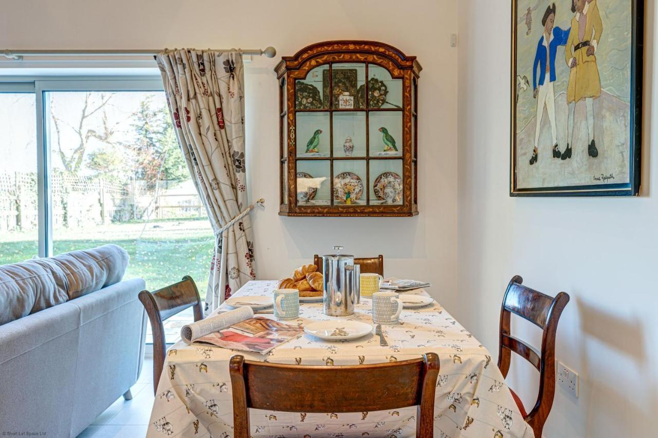 Dairy Lodge Bladon Bagian luar foto